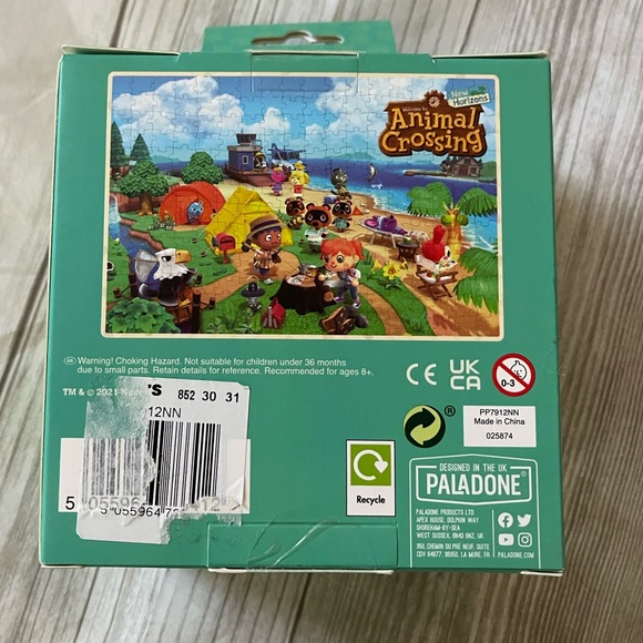 Animal Crossings 250 pc summer puzzle in metal tin - Picture 2 of 3